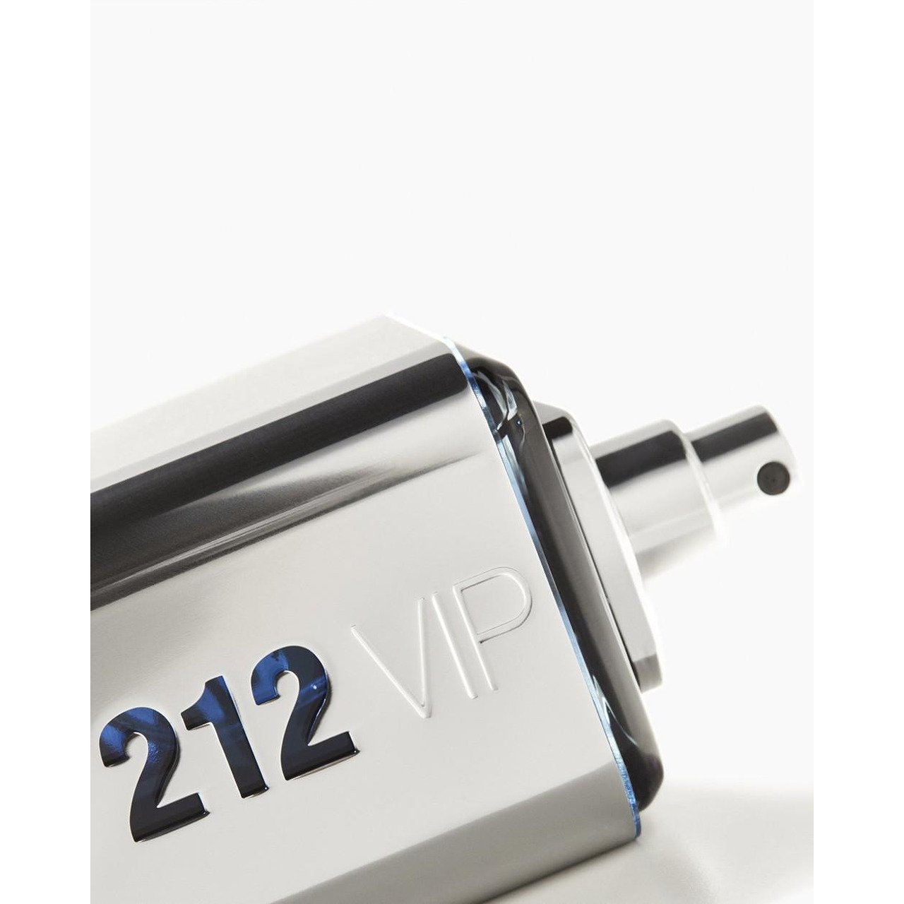 Carolina Herrera Carolina Herrera 212 VIP 100 мл - Тоалетна Вода за Мъже 3