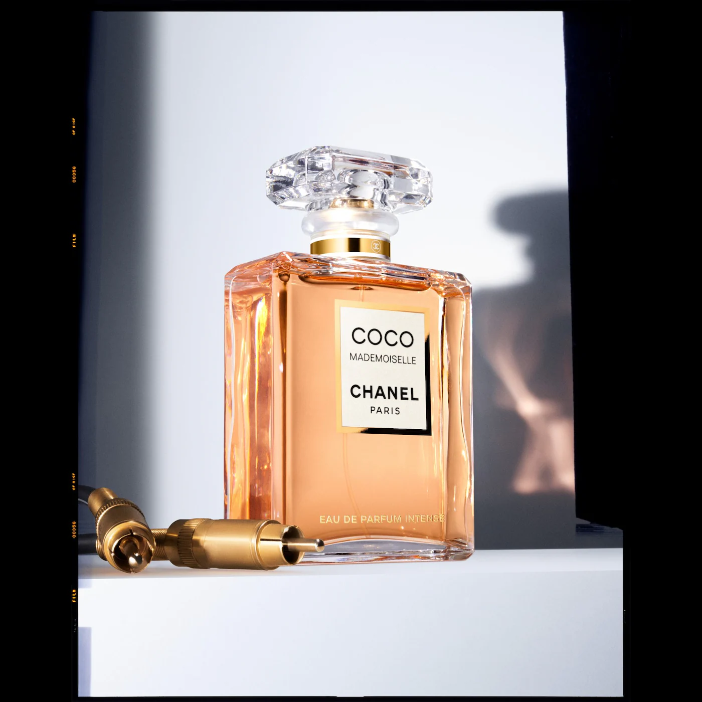 Chanel Chanel Coco Mademoiselle Intense 100 мл - Парфюмна Вода за Жени Тестер 3