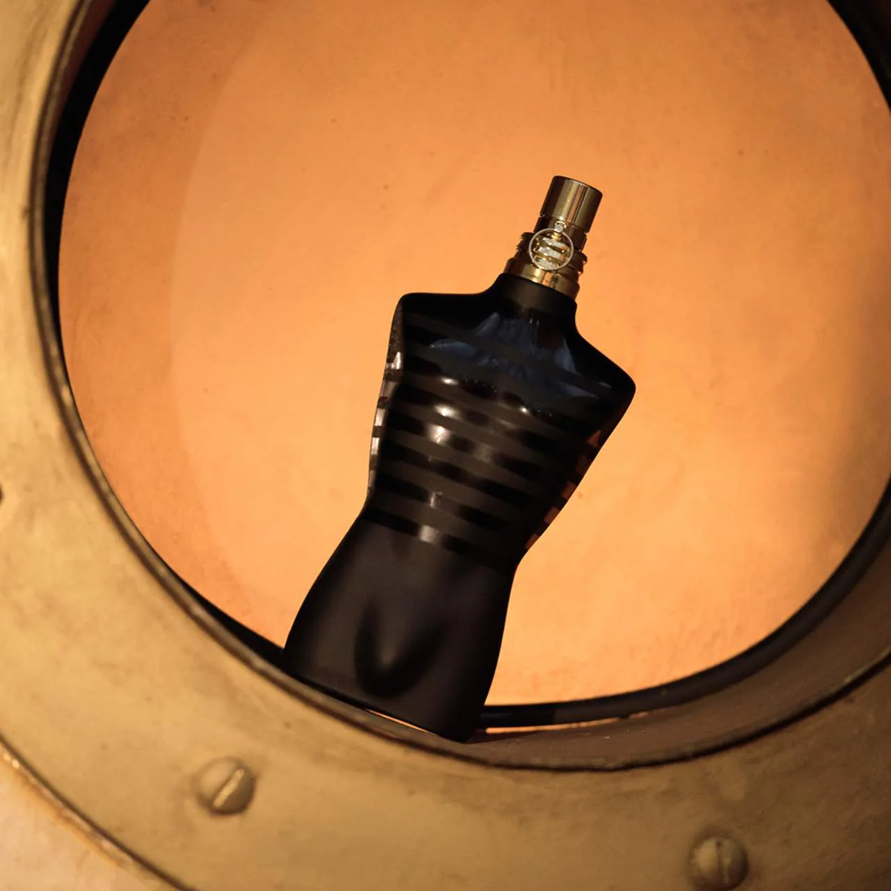 Jean Paul Gaultier Jean Paul Gaultier Le Male Le Parfum Intense EDP 125 мл - Парфюмна Вода за Мъже ТЕСТЕР 4