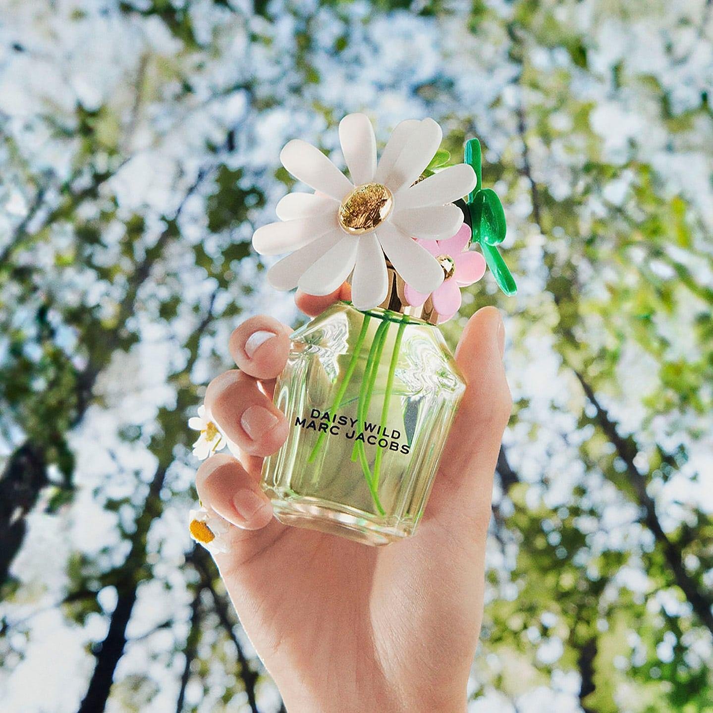 Marc Jacobs Marc Jacobs Daisy Wild 100 мл - Парфюмна Вода за Жени ТЕСТЕР 2