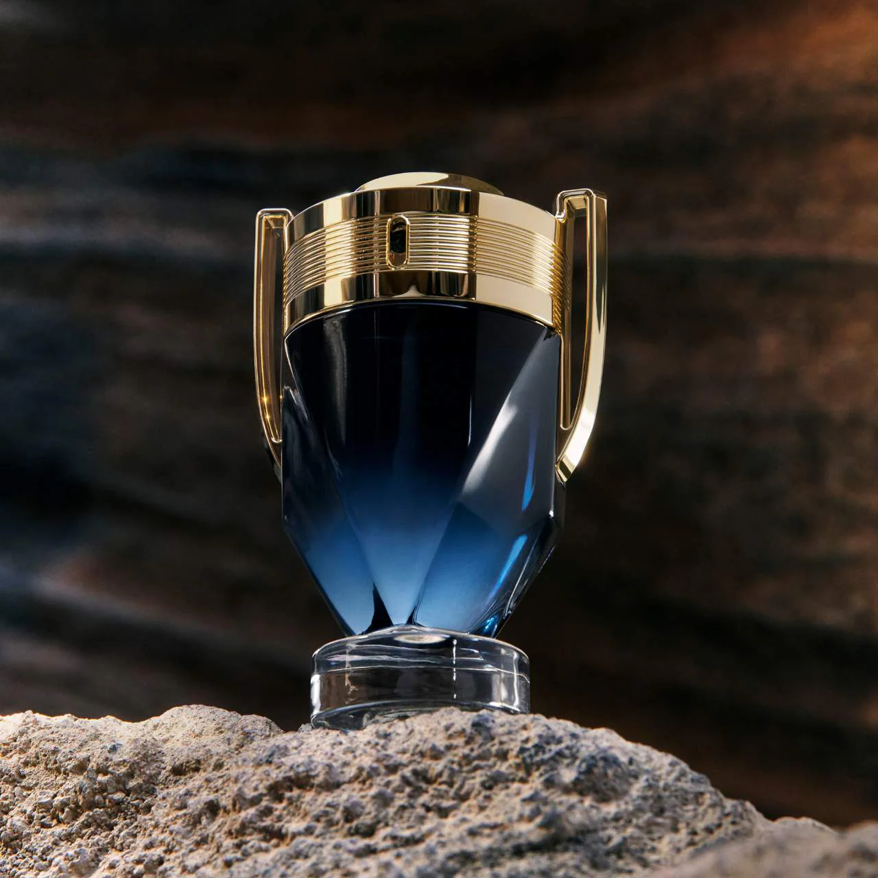 Paco Rabanne Paco Rabanne Invictus Parfum EDP 100мл - Парфюмна Вода за Мъже ТЕСТЕР 4