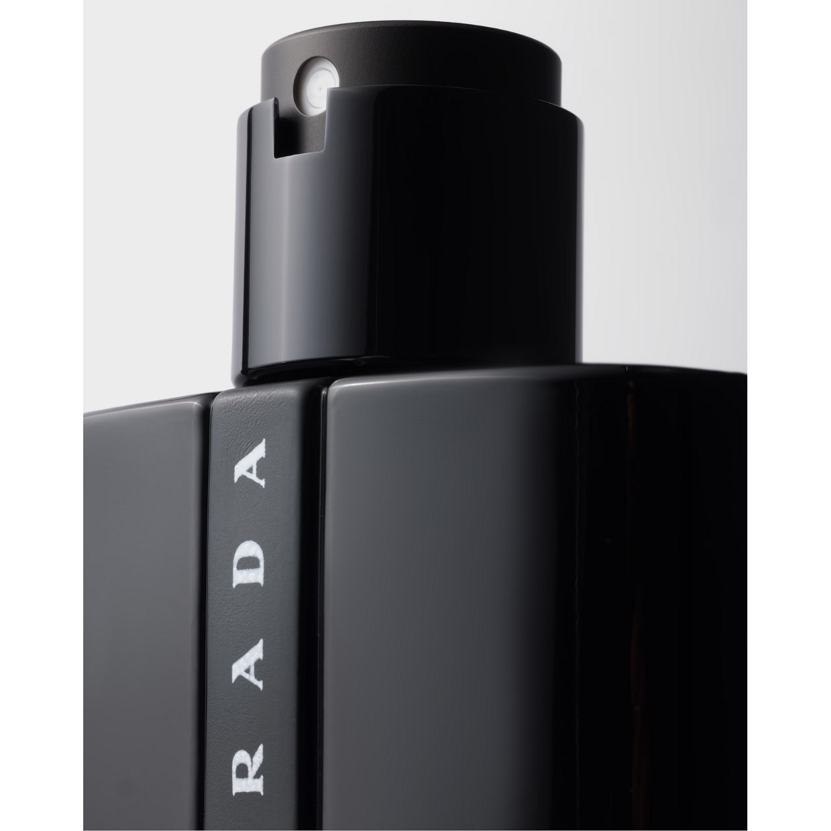 Prada Prada Luna Rossa Black 50 мл - Парфюмна Вода за Мъже 4