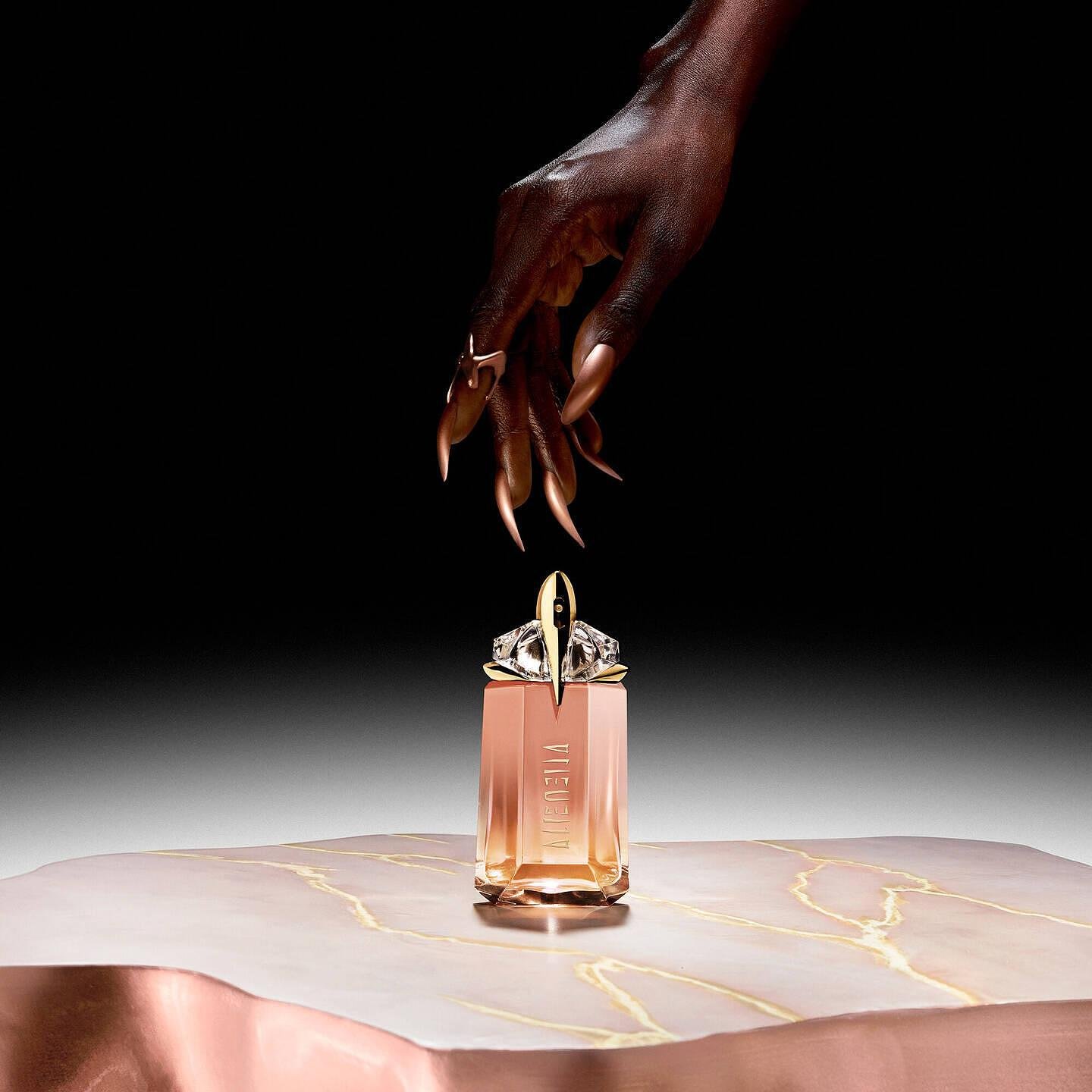Thierry Mugler Thierry Mugler Alien Goddess Supra Florale EDP 60 мл - Парфюмна Вода за Жени ТЕСТЕР 5