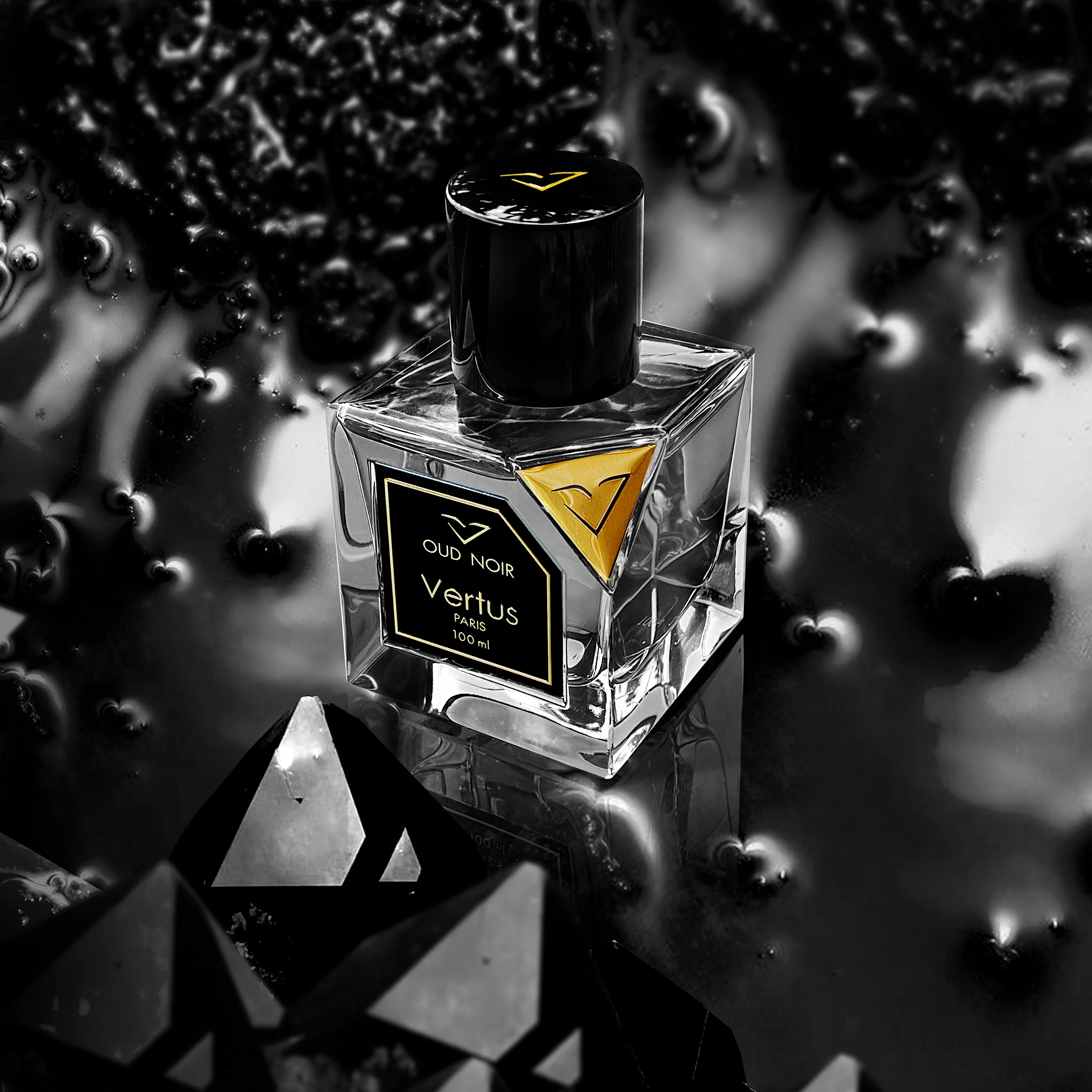 Vertus Vertus Oud Noir EDP 100 мл - Парфюмна Вода Унисекс 4