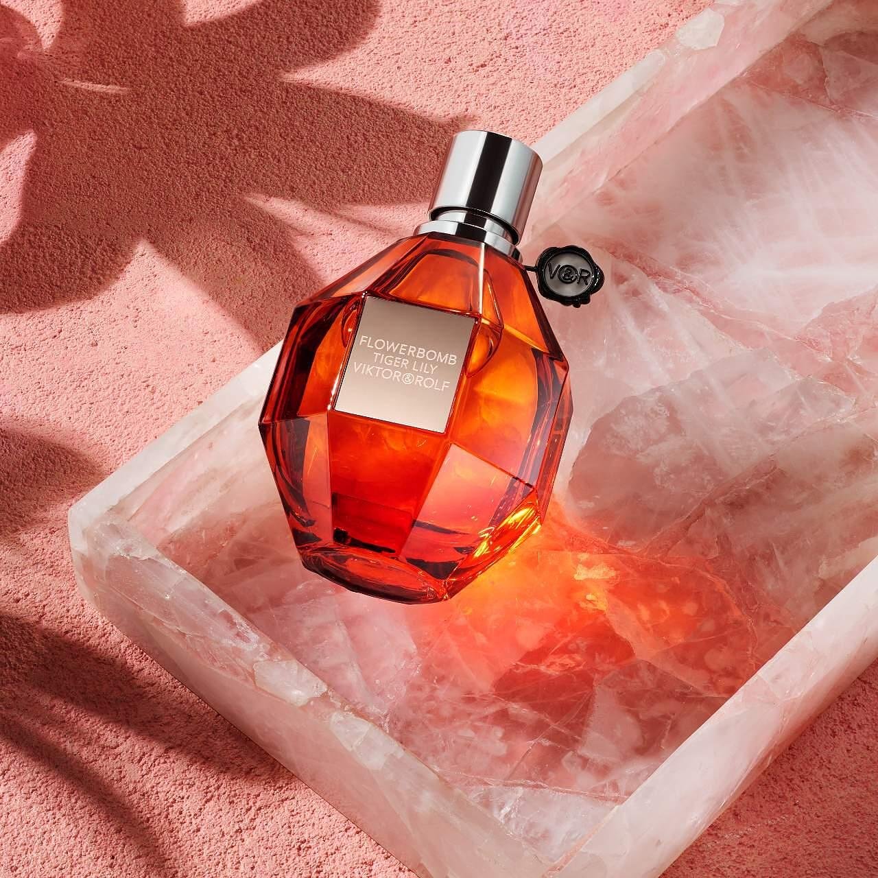 Viktor & Rolf Viktor & Rolf Flowerbomb Tiger Lily EDP 100 мл - Парфюмна Вода за Жени ТЕСТЕР 5