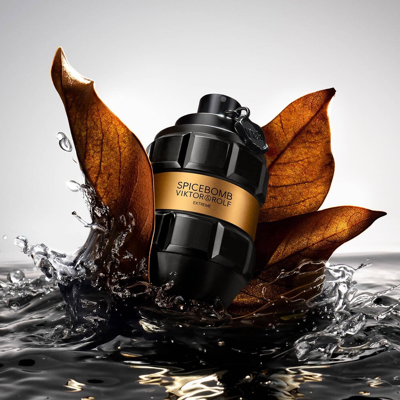 Viktor & Rolf Viktor & Rolf Spicebomb Extreme EDP 90 мл - Парфюмна Вода за Мъже 3